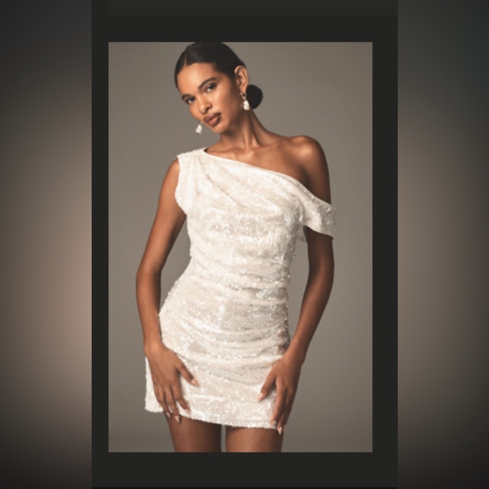 One-Shoulder Mare Mare White Sequin Mini Dress